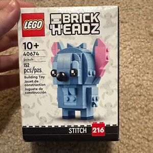 LEGO BrickHeadz Stitch with Blue and Pink Bricks
